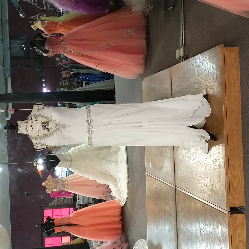 Gigi prom dress